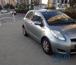 2010' Toyota Yaris טויוטה יאריס photo #2