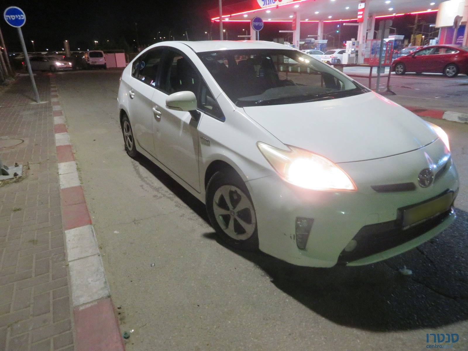 2012' Toyota פריוס טויוטה פריוס C photo #2