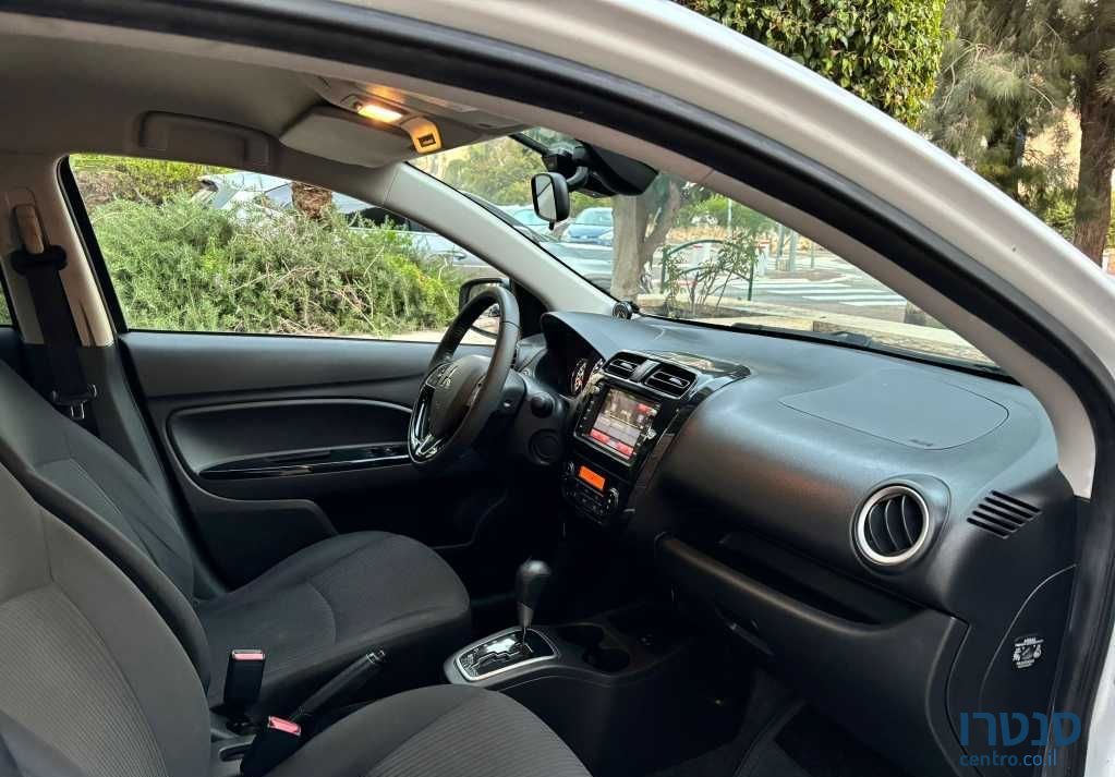 2017' Mitsubishi Attrage מיצובישי אטראז' photo #5