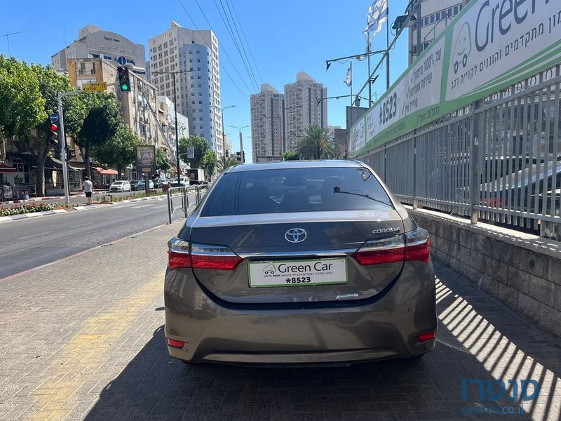 2018' Toyota Corolla טויוטה קורולה photo #5