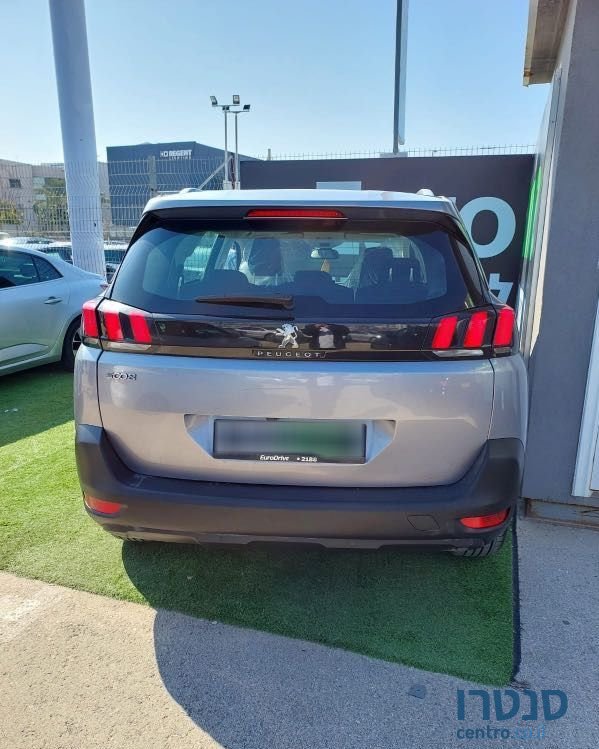 2019' Peugeot 5008 פיג'ו photo #2