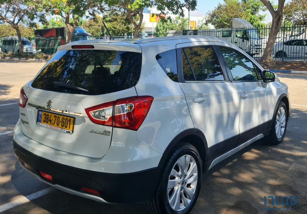 2018' Suzuki SX4 סוזוקי קרוסאובר photo #4