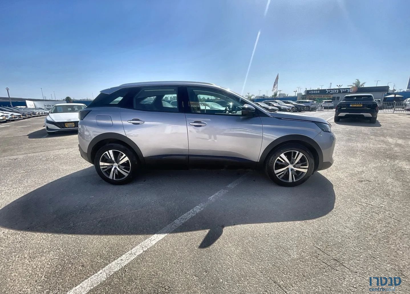 2022' Peugeot 3008 פיג'ו photo #2