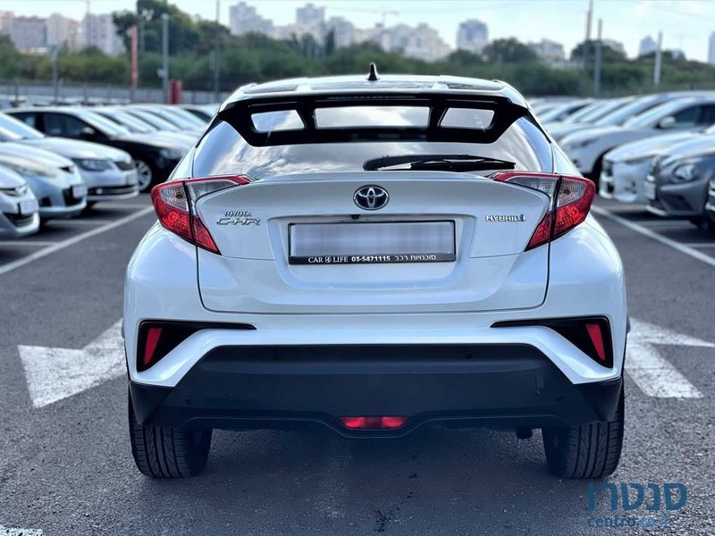 2017' Toyota C-HR טויוטה photo #5