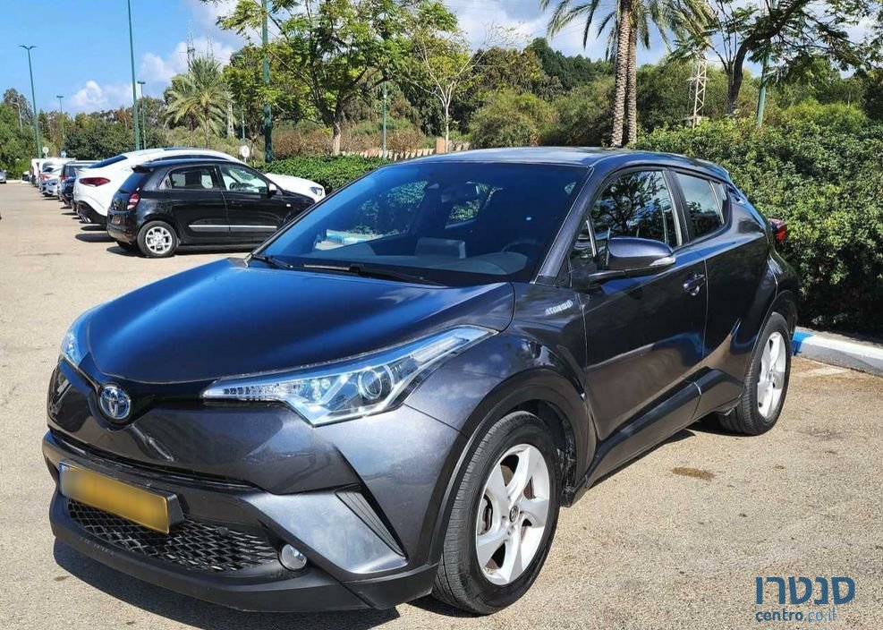 2019' Toyota C-HR טויוטה photo #2
