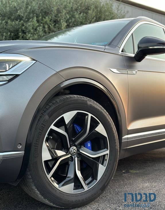 2019' Volkswagen Touareg פולקסווגן טוארג photo #4