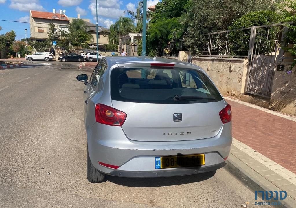 2015' SEAT Ibiza סיאט איביזה photo #3