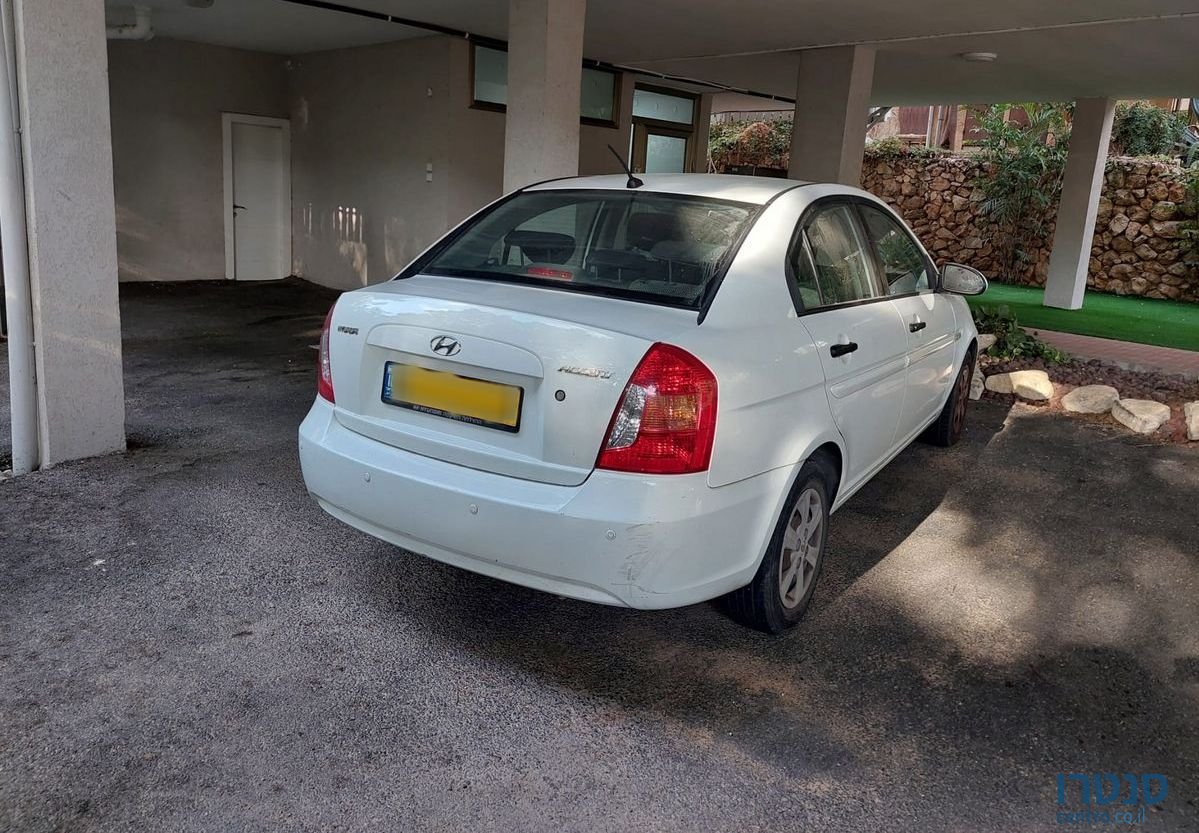 2011' Hyundai Accent יונדאי אקסנט photo #5