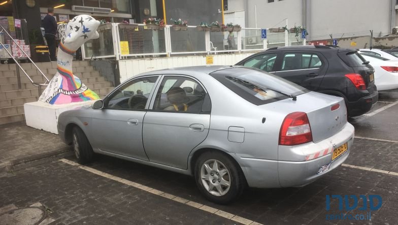 2001' Kia Shuma photo #2