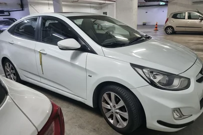 2011' Hyundai i25 יונדאי