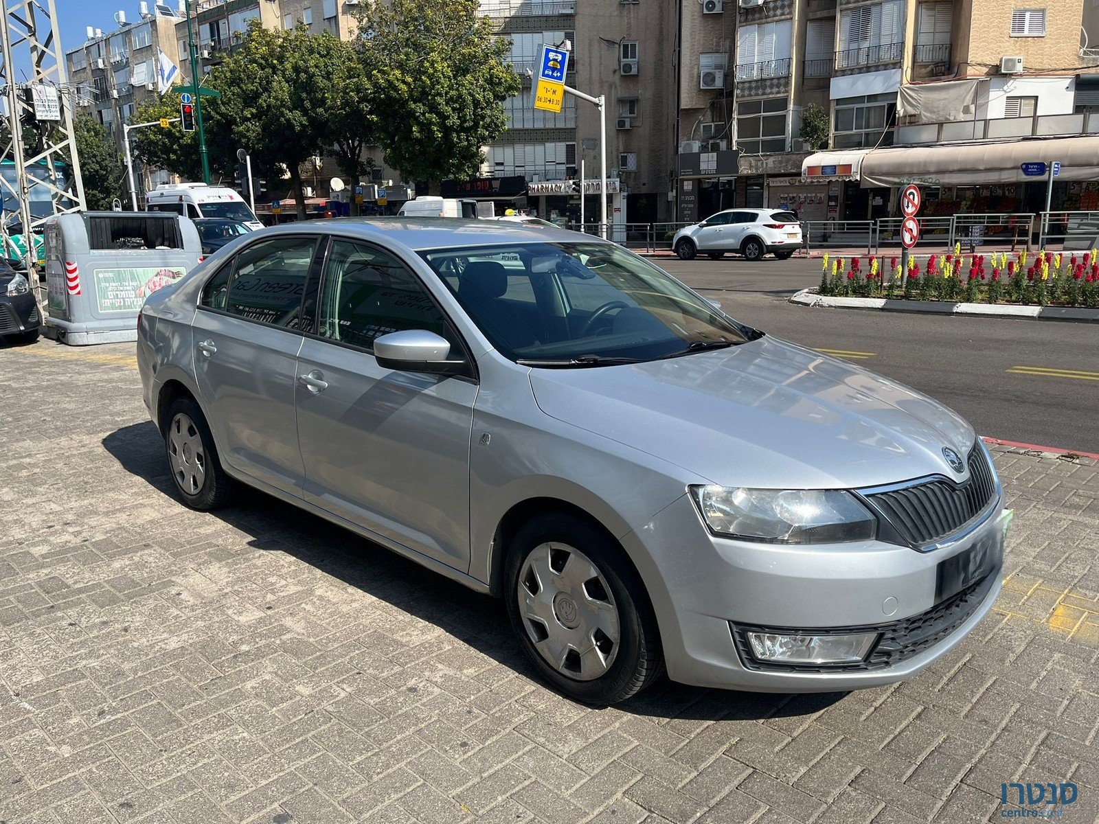 2016' Skoda Rapid photo #6