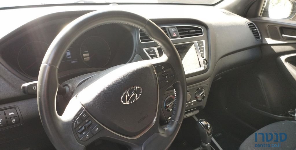 2020' Hyundai i20 יונדאי photo #6