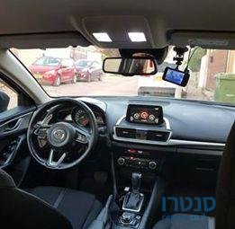 2017' Mazda 3 מאזדה 3 קומפורט photo #2