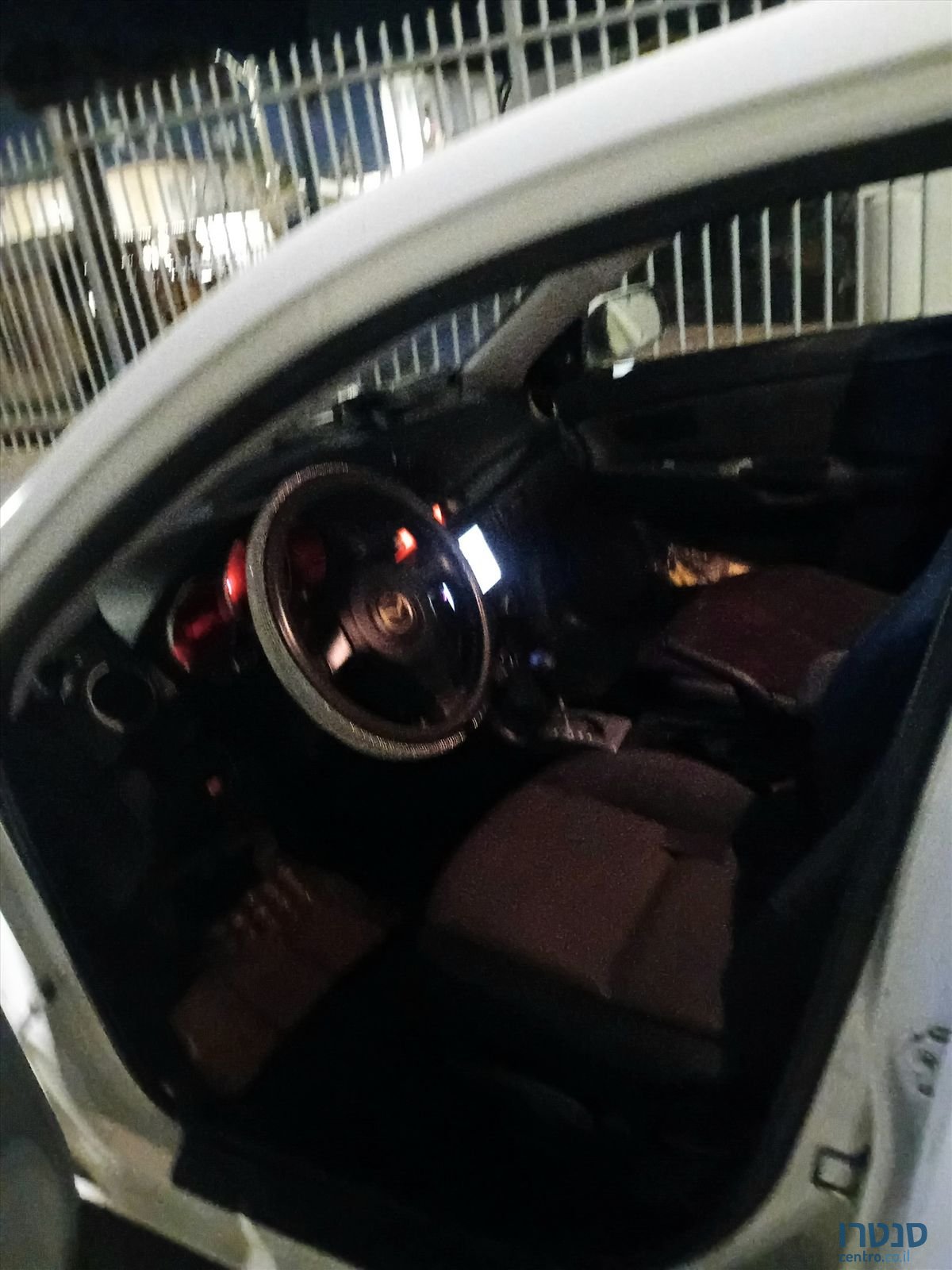 2008' Mazda 3 מאזדה photo #3