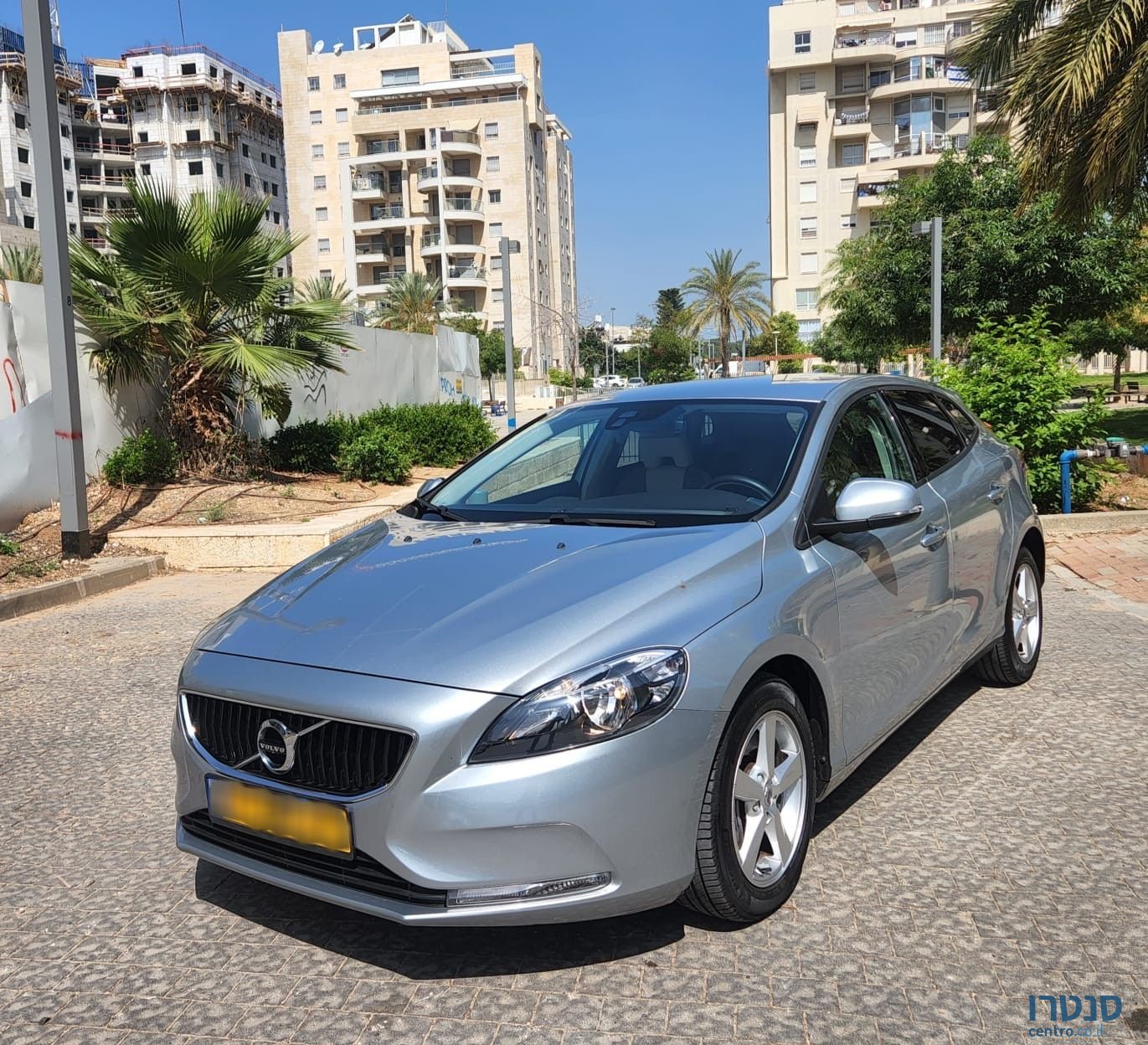 2017' Volvo V40 וולוו photo #2