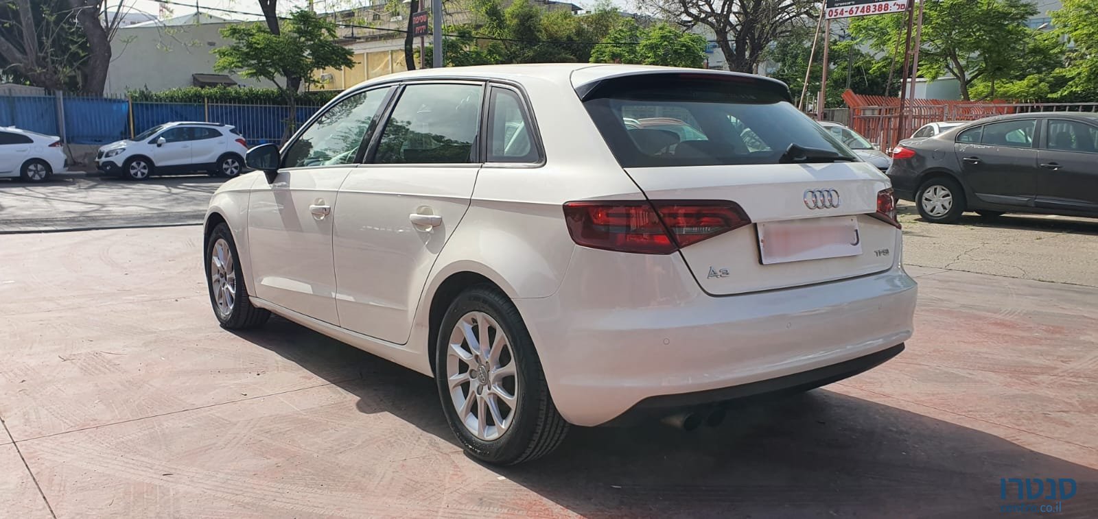 2013' Audi A3 photo #4