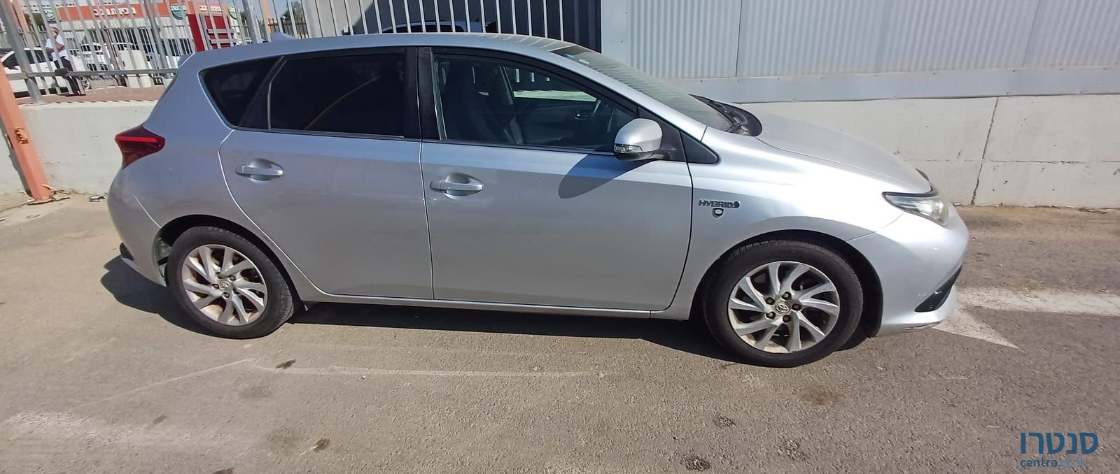 2018' Toyota Auris טויוטה אוריס photo #2