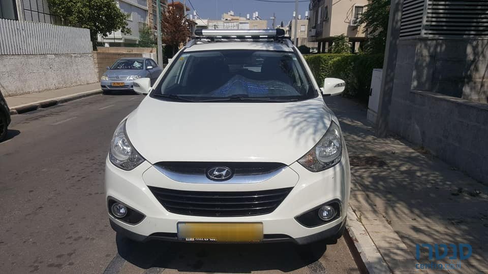 2010' Hyundai ix35 photo #5