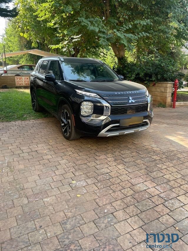 2024' Mitsubishi Outlander מיצובישי אאוטלנדר photo #3