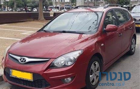 2010' Hyundai I30Cw i30Cw יונדאי photo #1