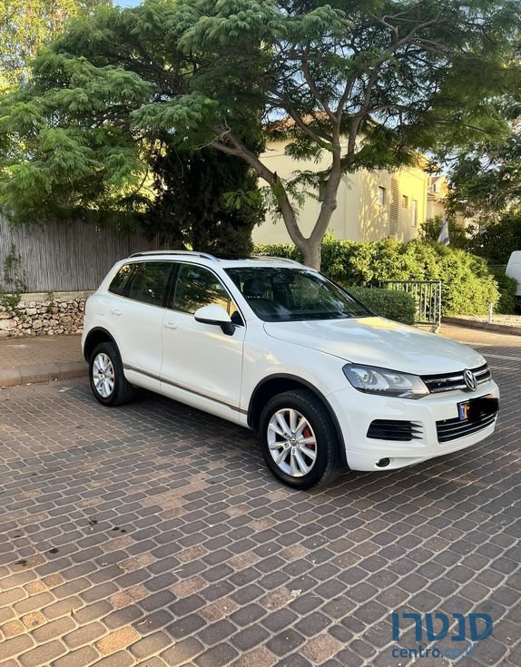 2011' Volkswagen Touareg פולקסווגן טוארג photo #1