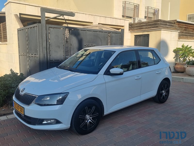 2018' Skoda Fabia סקודה פאביה photo #1