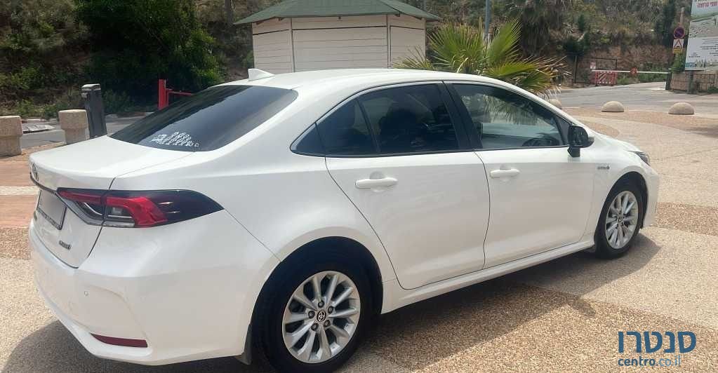 2021' Toyota Corolla טויוטה קורולה photo #4