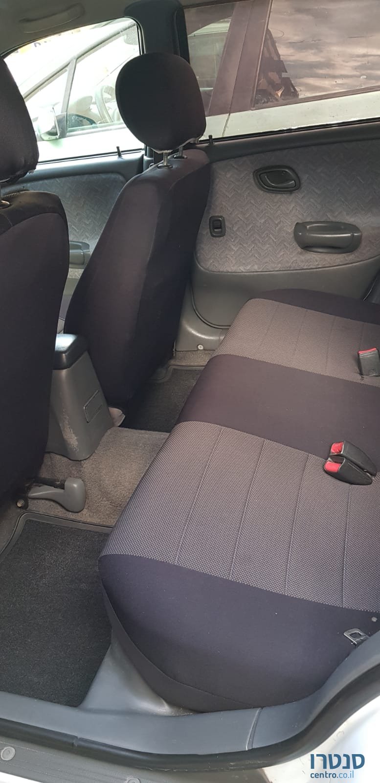 2000' Suzuki Baleno photo #4