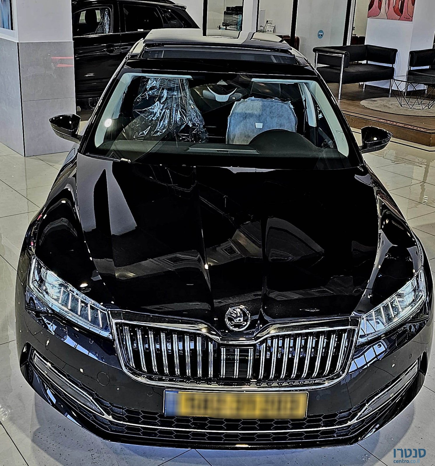 2023' Skoda Superb photo #4