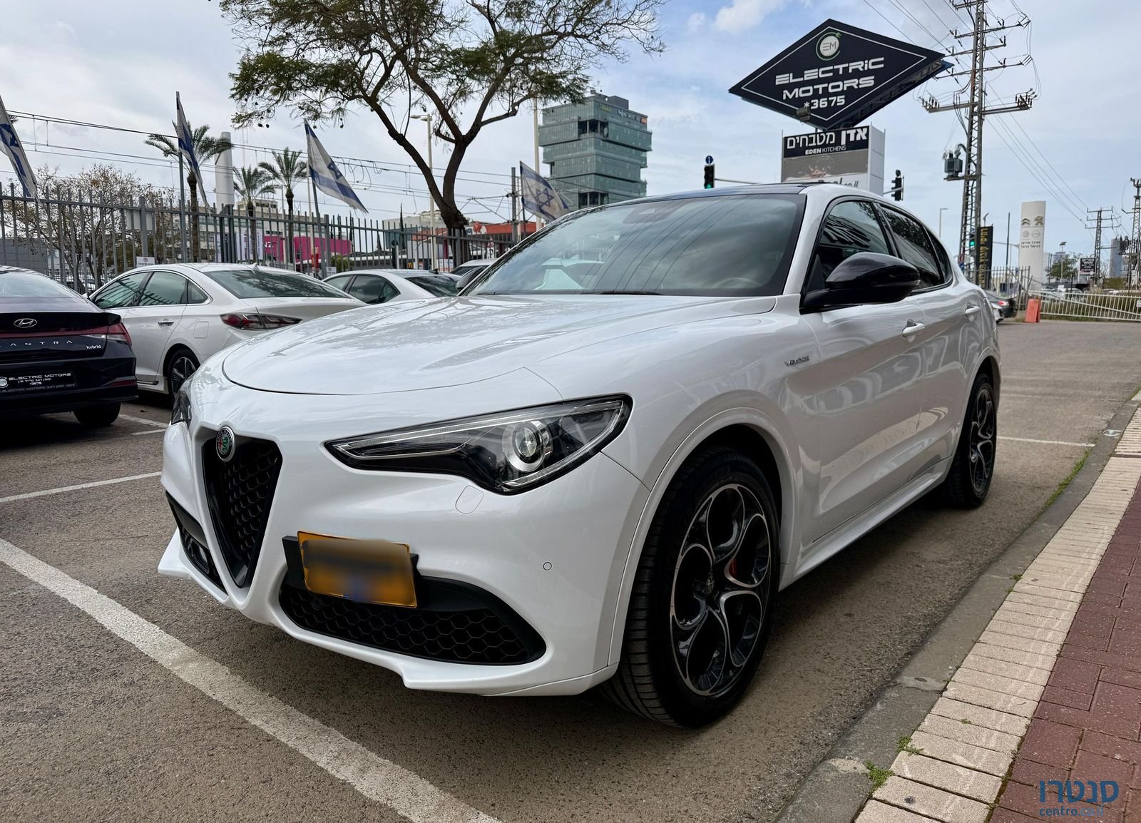 2023' Alfa Romeo Stelvio אלפא רומיאו סטלביו photo #1