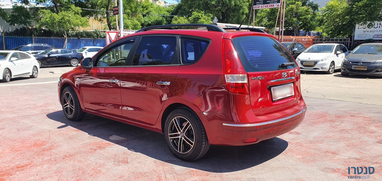 2010' Hyundai i30 photo #2