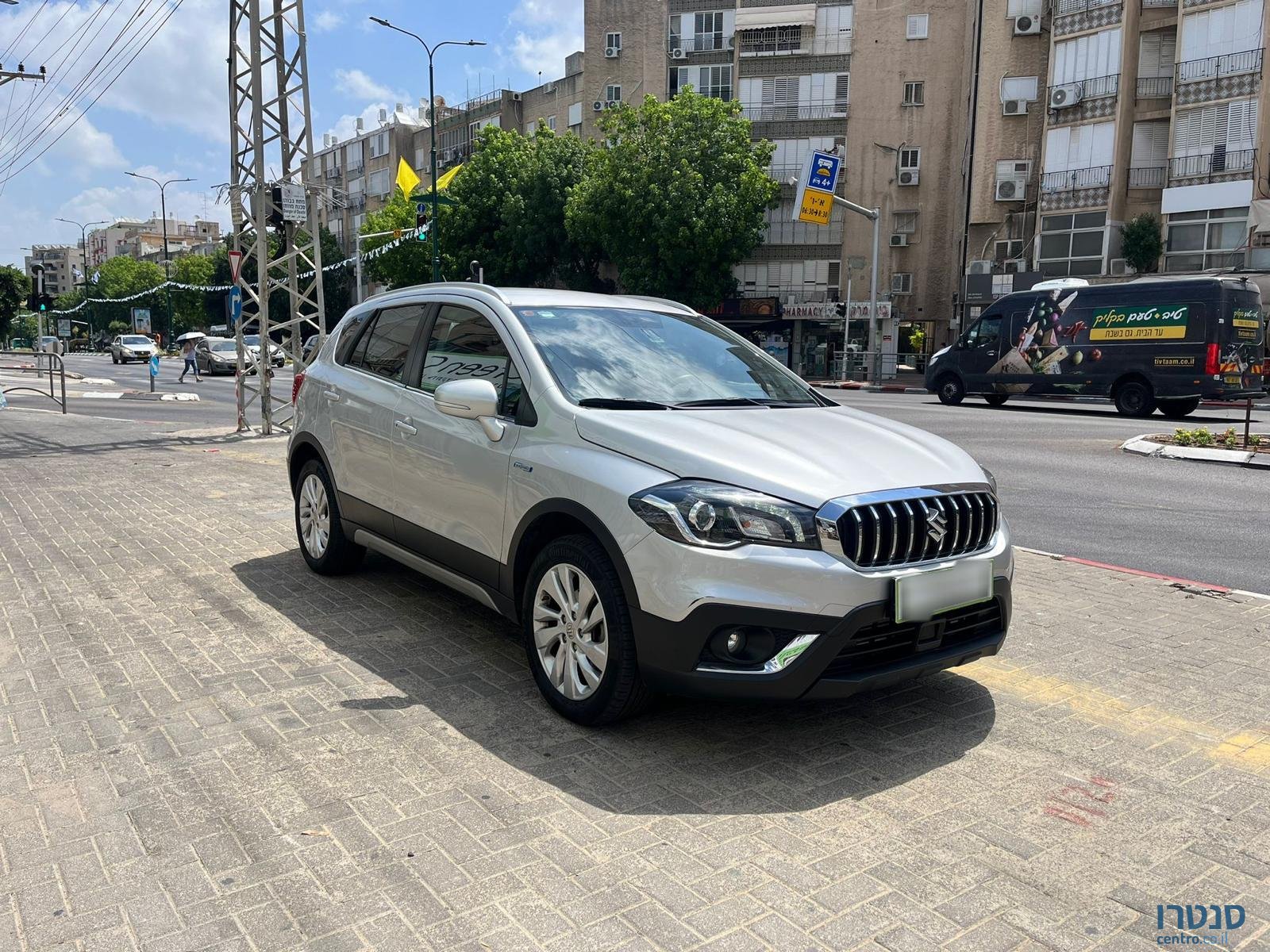 2020' Suzuki SX4 photo #6