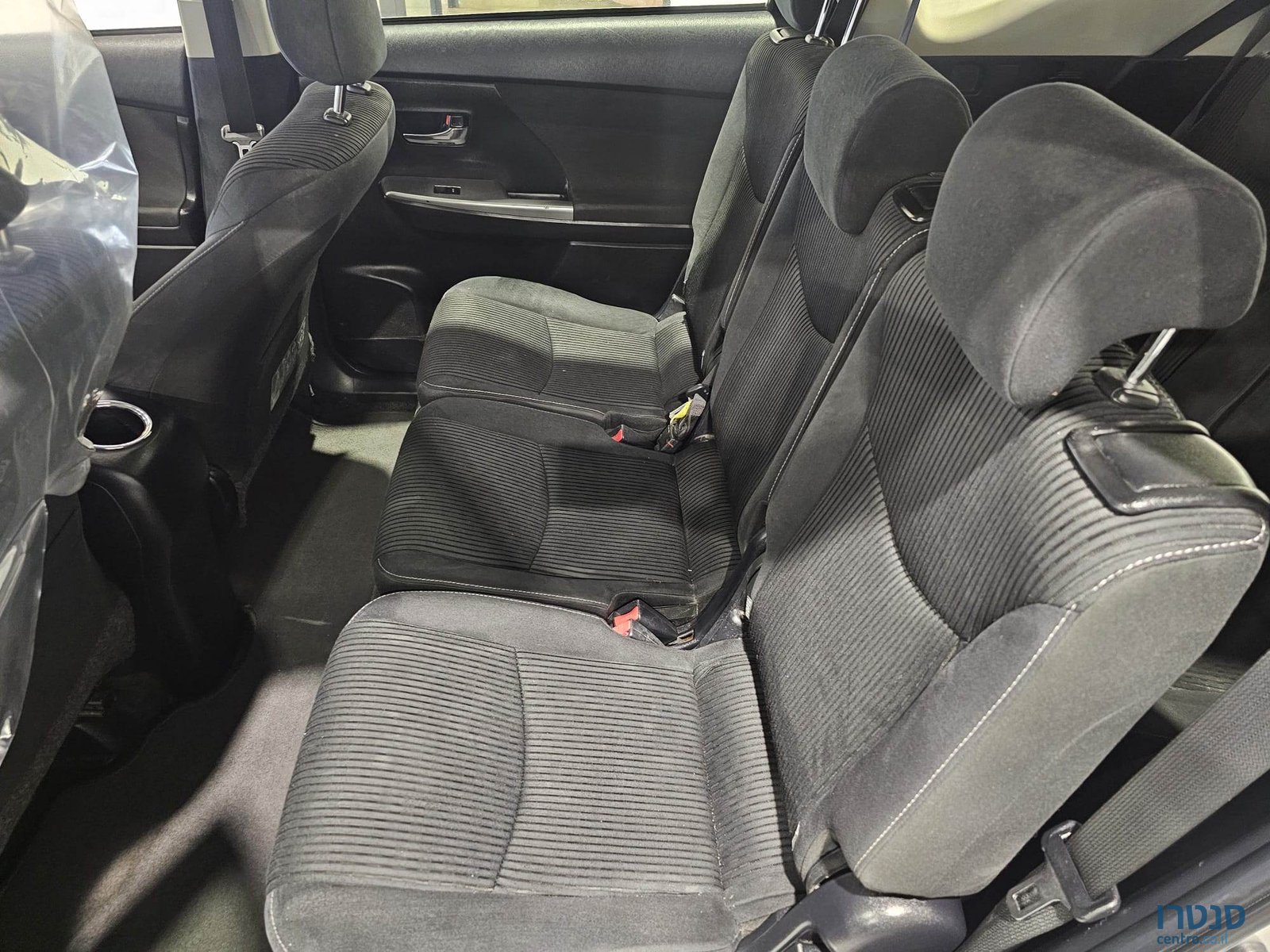 2021' Toyota Prius+ ACTIVE photo #6