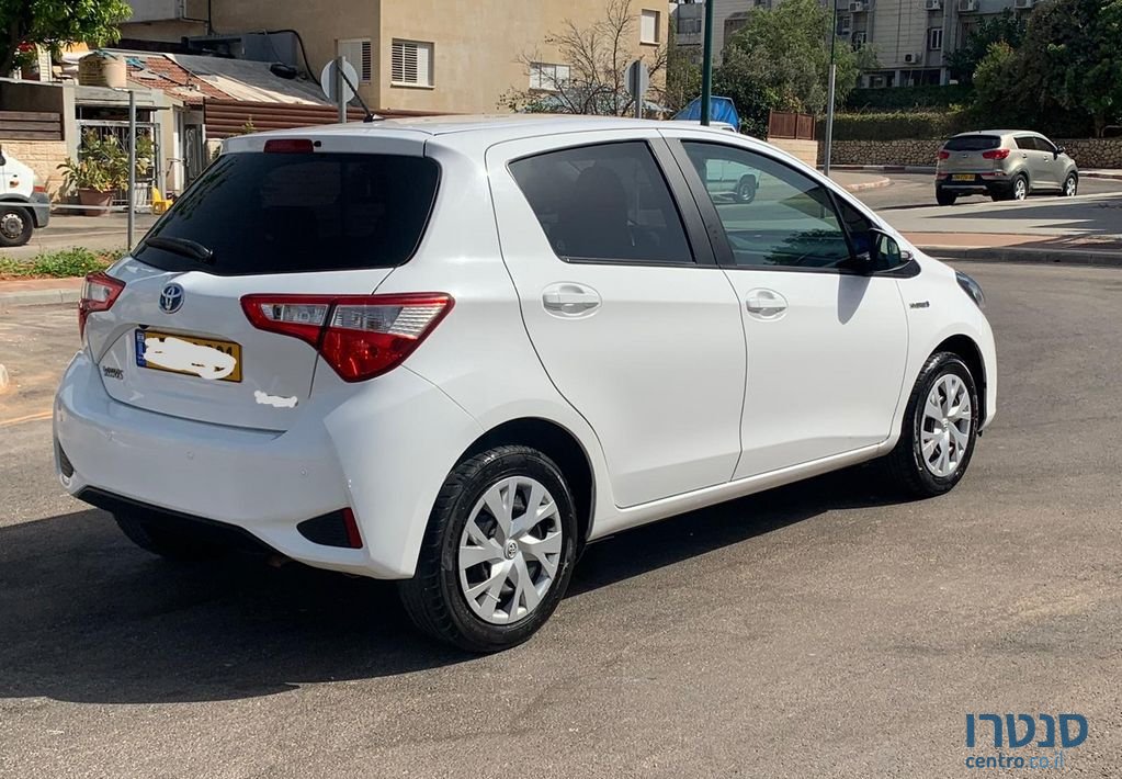 2019' Toyota Yaris טויוטה יאריס photo #3