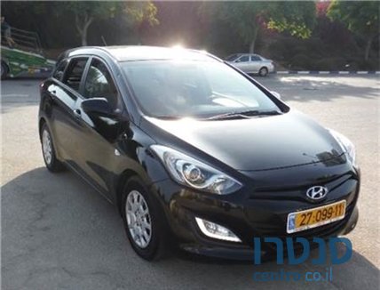 2013' Hyundai i30 photo #1