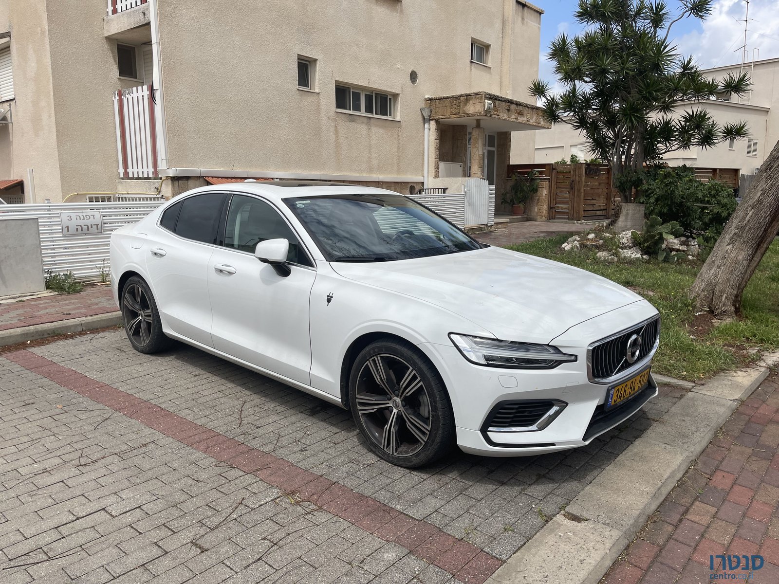 2021' Volvo S60 וולוו photo #2