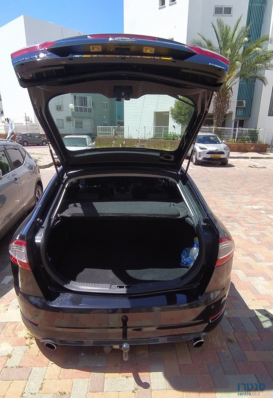 2014' Ford Mondeo photo #3