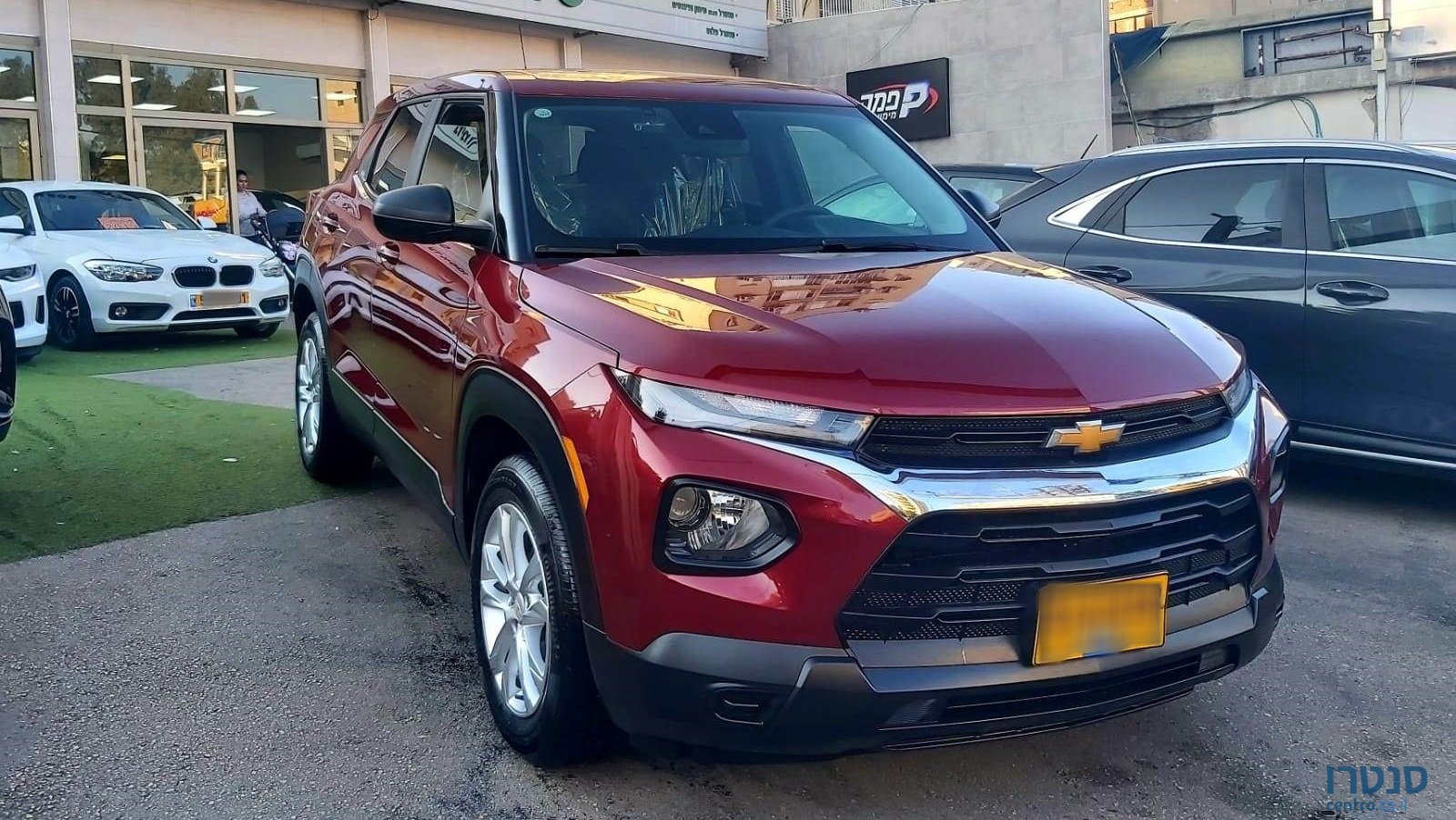 2021' Chevrolet Trailblazer photo #2
