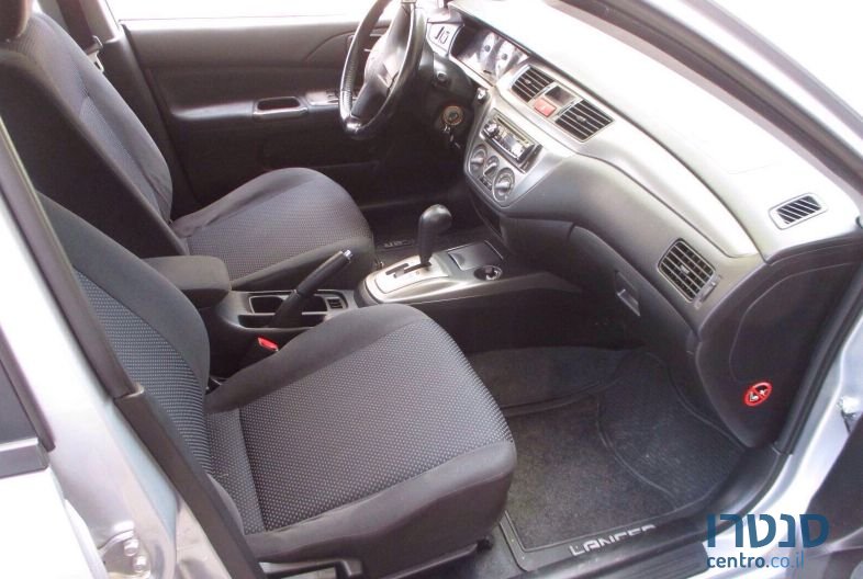 2008' Mitsubishi Lancer photo #2