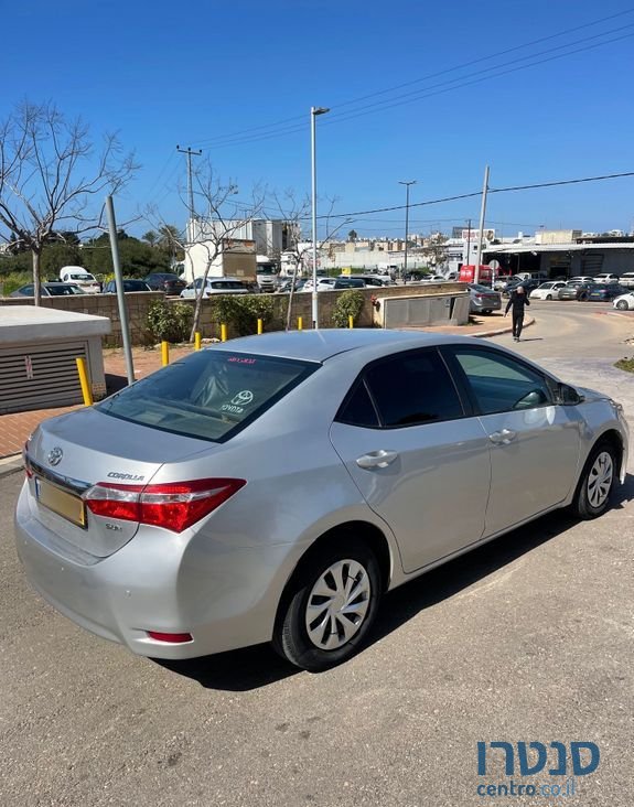 2015' Toyota Corolla טויוטה קורולה photo #5