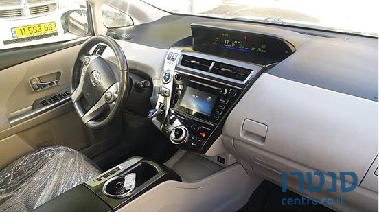 2016' Toyota Prius photo #5