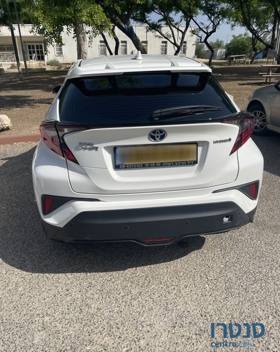 2021' Toyota C-HR טויוטה photo #2