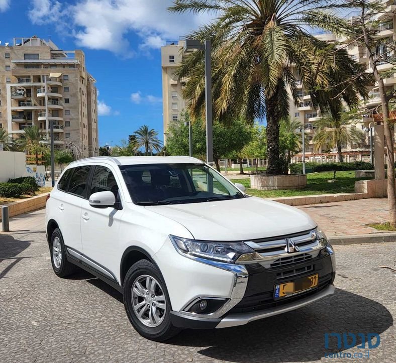 2017' Mitsubishi Outlander מיצובישי אאוטלנדר photo #1