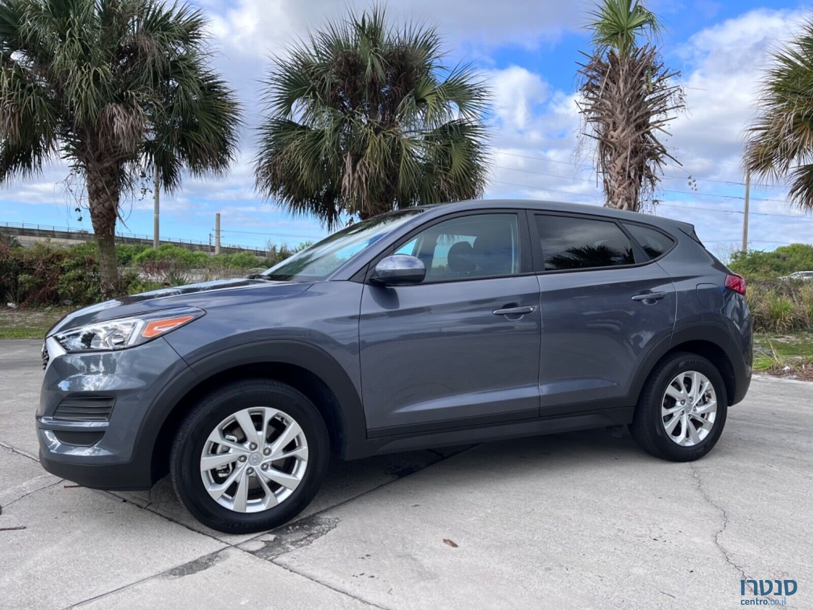 2021' Hyundai Tucson photo #1