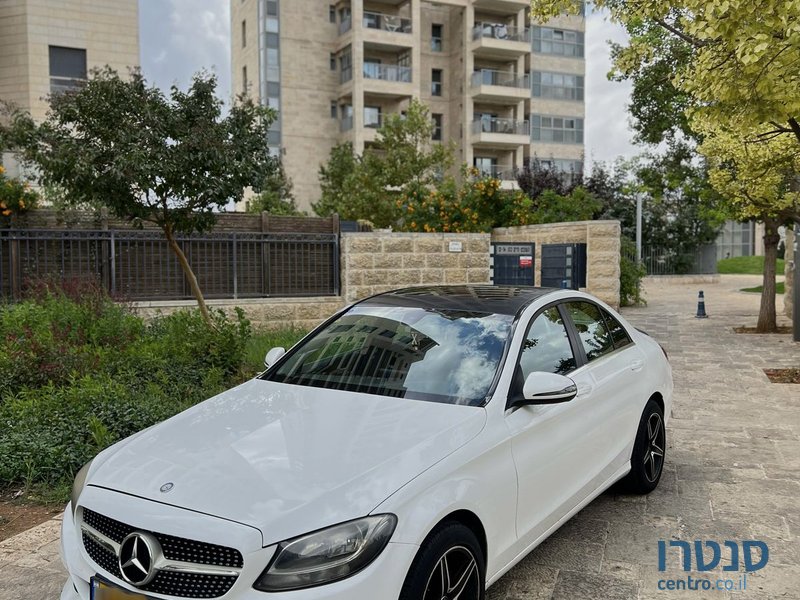 2017' Mercedes-Benz 220 מרצדס photo #1