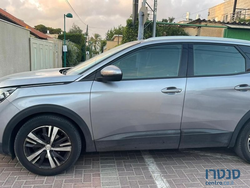 2019' Peugeot 3008 פיג'ו photo #5