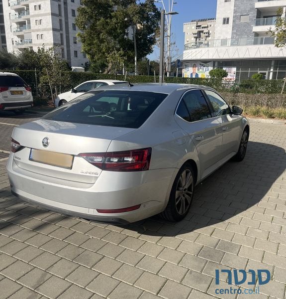 2017' Skoda Superb סקודה סופרב photo #4