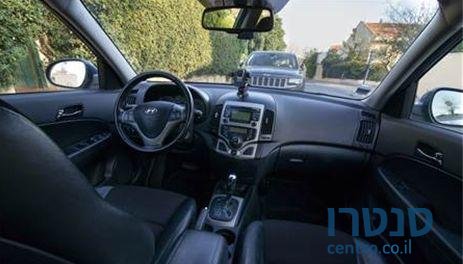 2010' Hyundai I30 i30 יונדאי photo #2