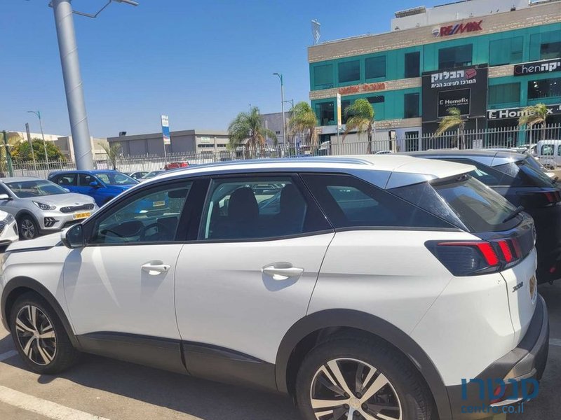 2019' Peugeot 3008 פיג'ו photo #4