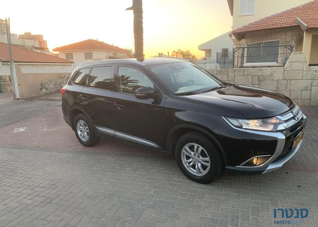 2017' Mitsubishi Outlander מיצובישי אאוטלנדר photo #2